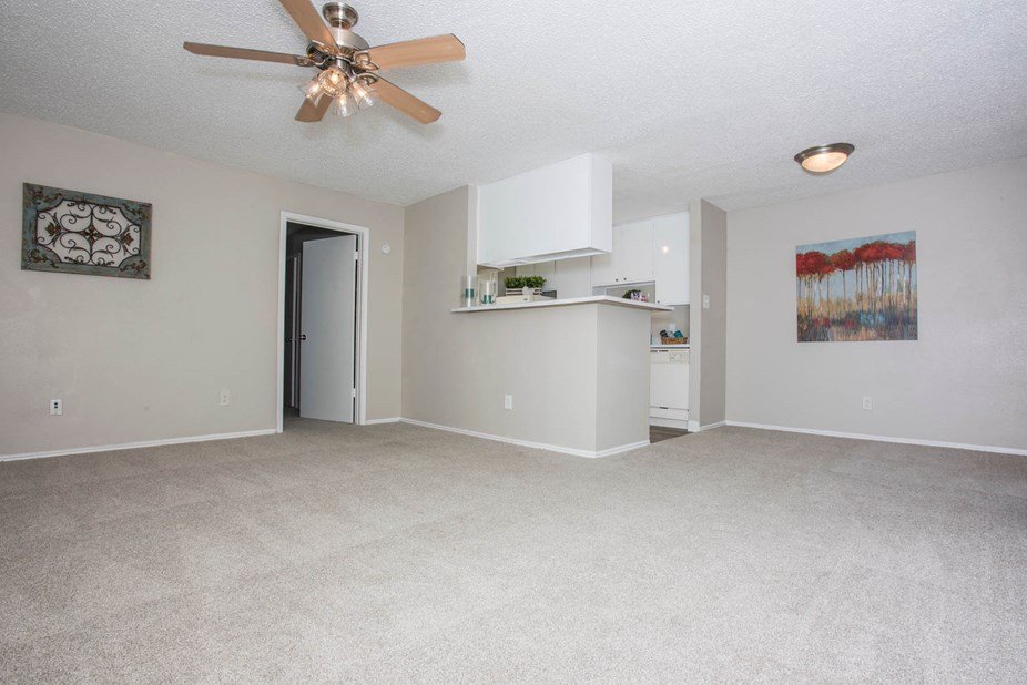 Peppermill Place Apartments photo 2