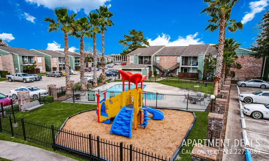 857 Threadneedle Street, Houston, TX 77079 photo 5
