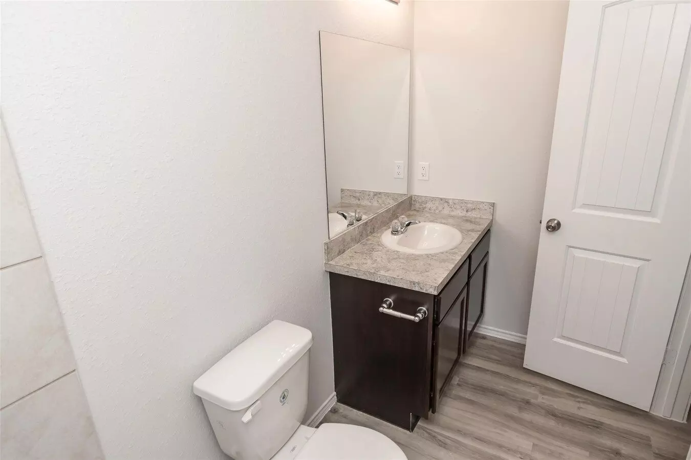 8602 Wilkins Oaks Drive, Houston, TX 77028 photo 2