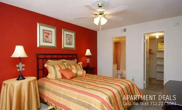 8757 Broadway Street, Houston, TX 77061 photo 3