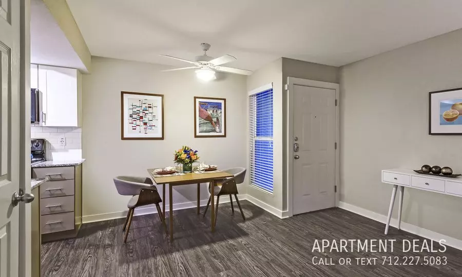 8793 Hammerly Boulevard, Houston, TX 77080 photo 3