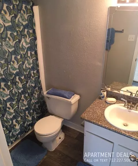 8806 Hammerly Blvd photo 5