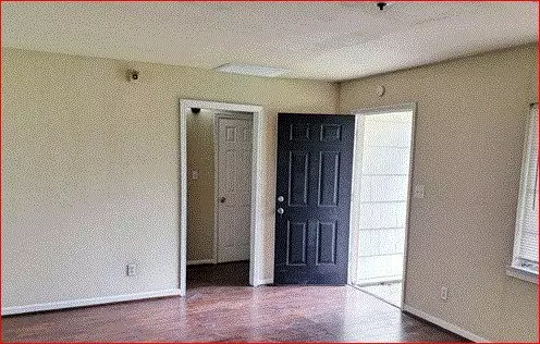 8837 Richland Dr photo 2