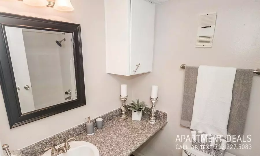 8907 Jones Road, Houston, TX 77065 photo 4