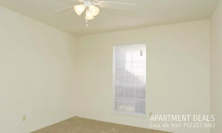 8915 Lugary Drive, Houston, TX 77074 photo 3