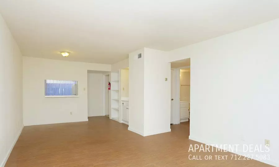 8915 Lugary Drive, Houston, TX 77074 photo 2