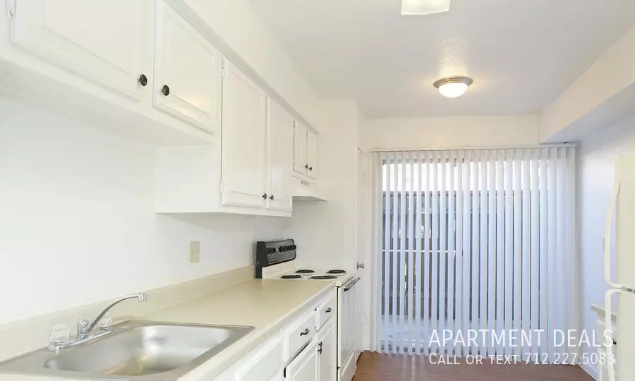 8915 Lugary Drive, Houston, TX 77074 photo 5