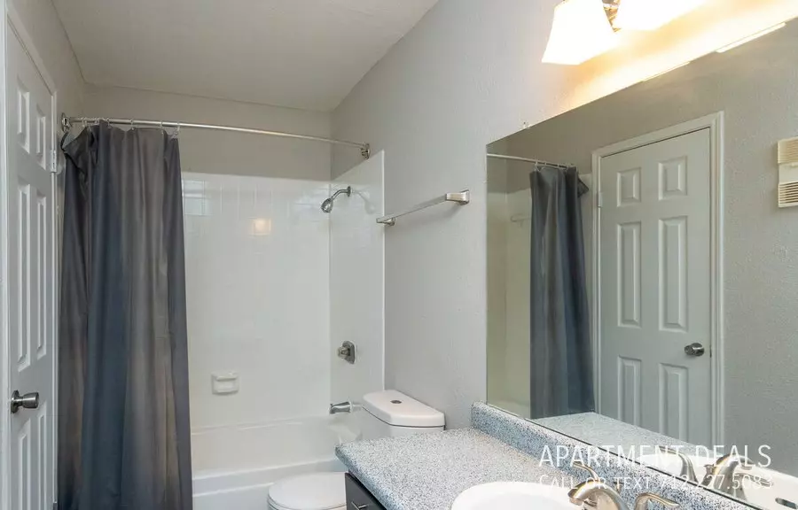 9 Fondren Road, Houston, TX 77035 photo 2