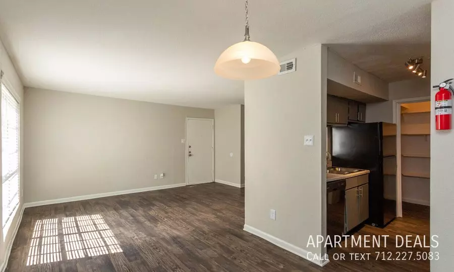 9 Fondren Road, Houston, TX 77035 photo 3