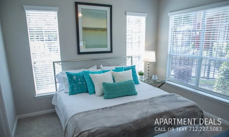 9106 Westheimer Road, Houston, TX 77063 photo 5