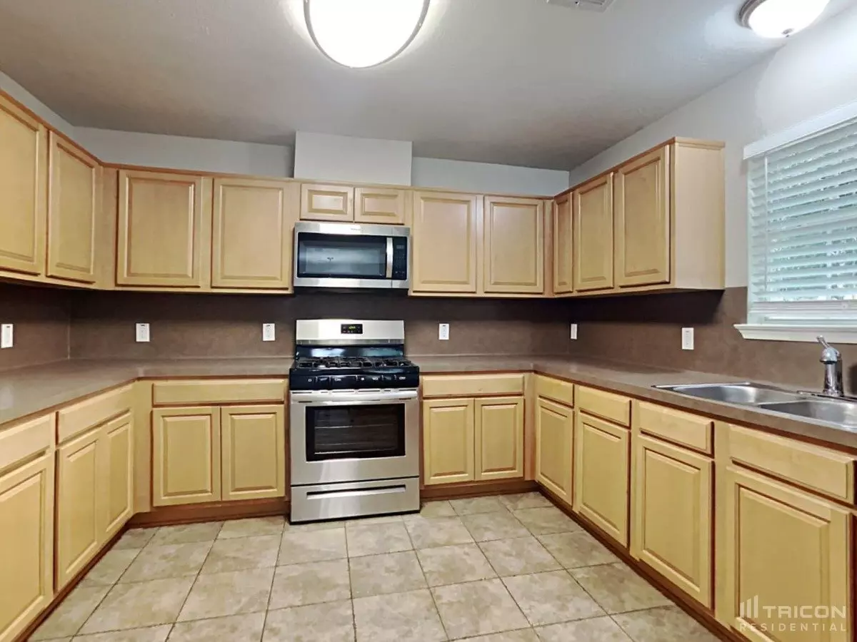 911 Staffordale Manor Lane Houston Tx photo 5