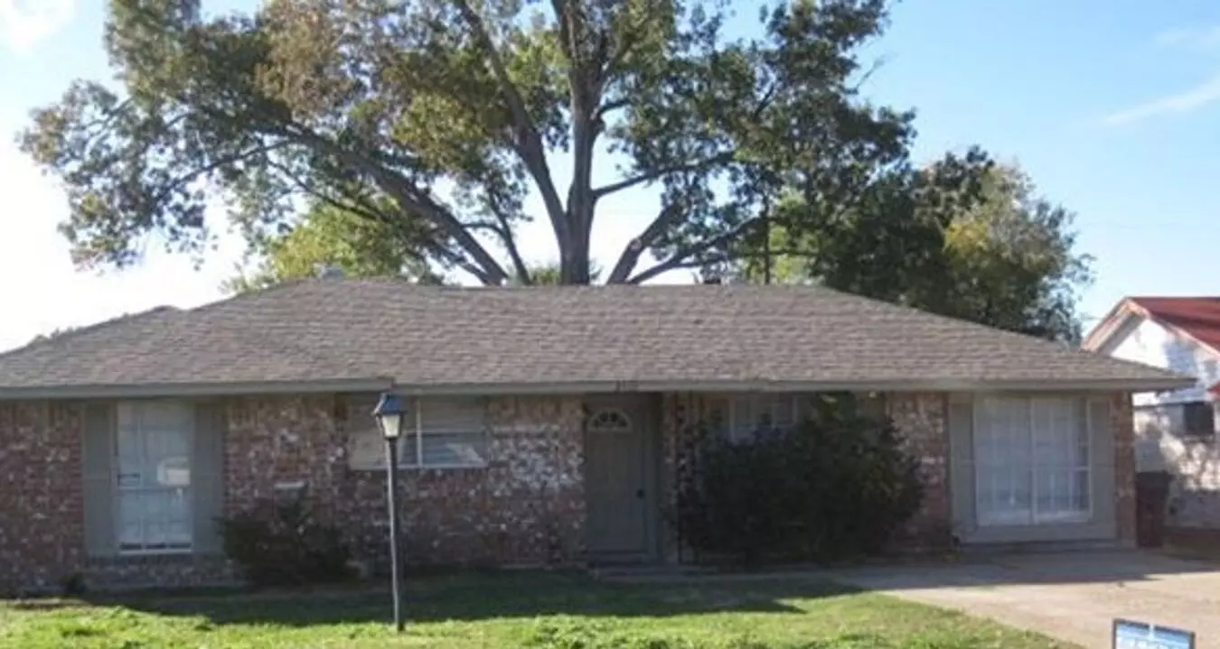 9119 Glenbury Drive, Houston, TX 77037 photo 2