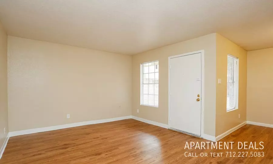 9406 Bauman Road, Houston, TX 77076 photo 3