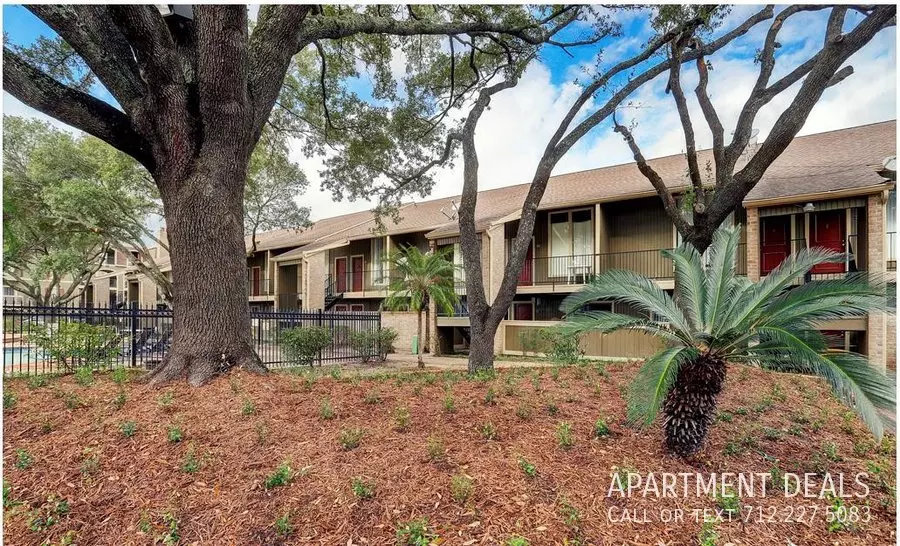 9532 Westheimer Road, Houston, TX 77063 photo 5