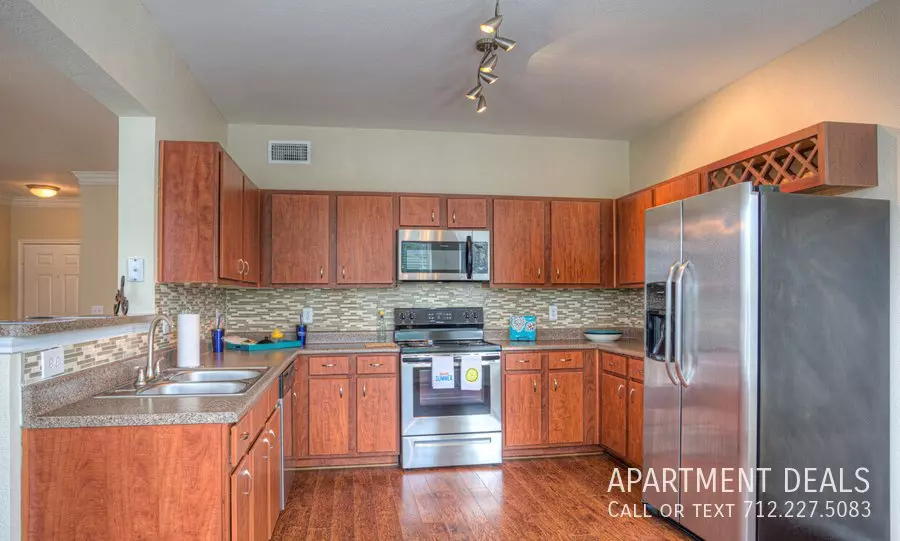 9617 Grant Road, Houston, TX 77070 photo 4