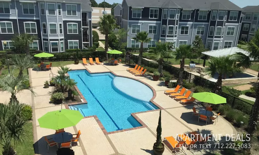 9617 Grant Road, Houston, TX 77070 photo 2