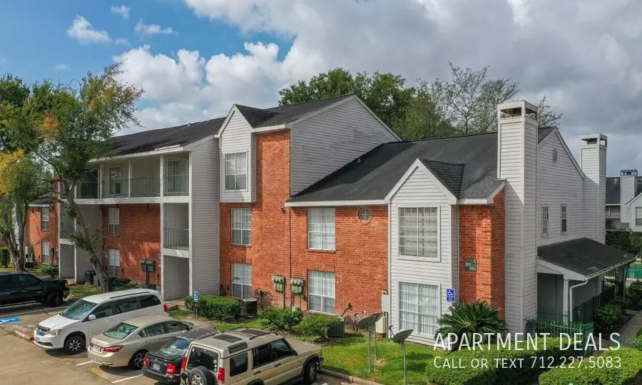 9707 Forum Park Drive, Houston, TX 77036 photo 5