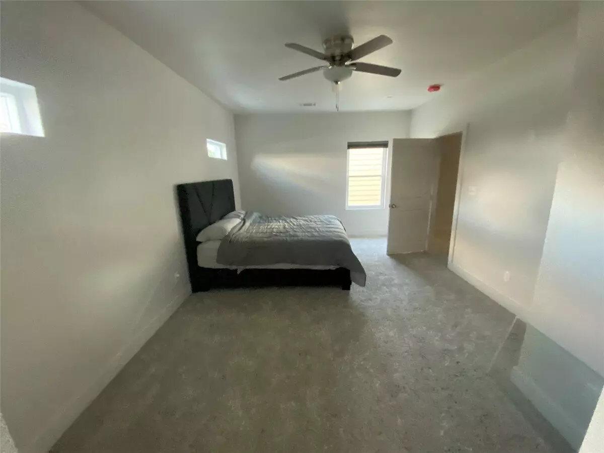 9737 Fabiola Drive, Houston, TX 77075 photo 5
