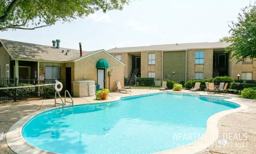 9740 Clifton Park Drive, Houston, TX 77099 photo 3