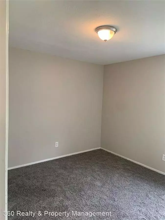 9807 Denning Drive, Houston, TX 77078 photo 2
