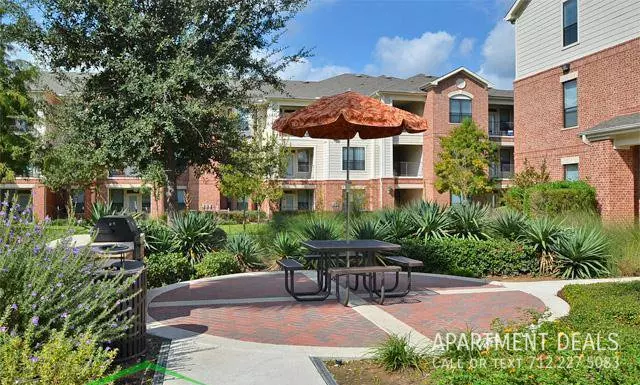 9895 Cypresswood Drive, Houston, TX 77070 photo 5