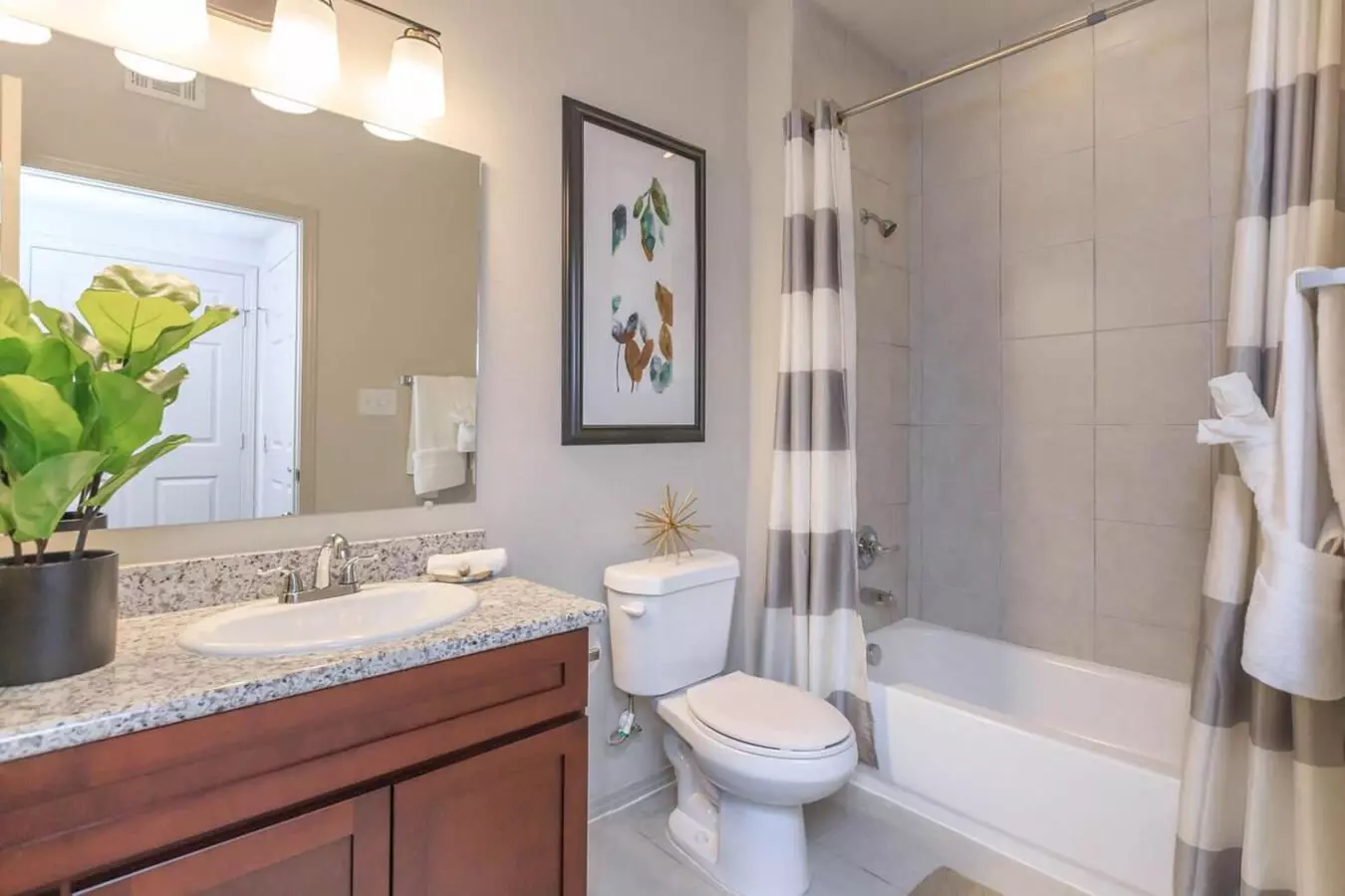 10306 South Wilcrest Drive, Houston, TX 77099 photo 5