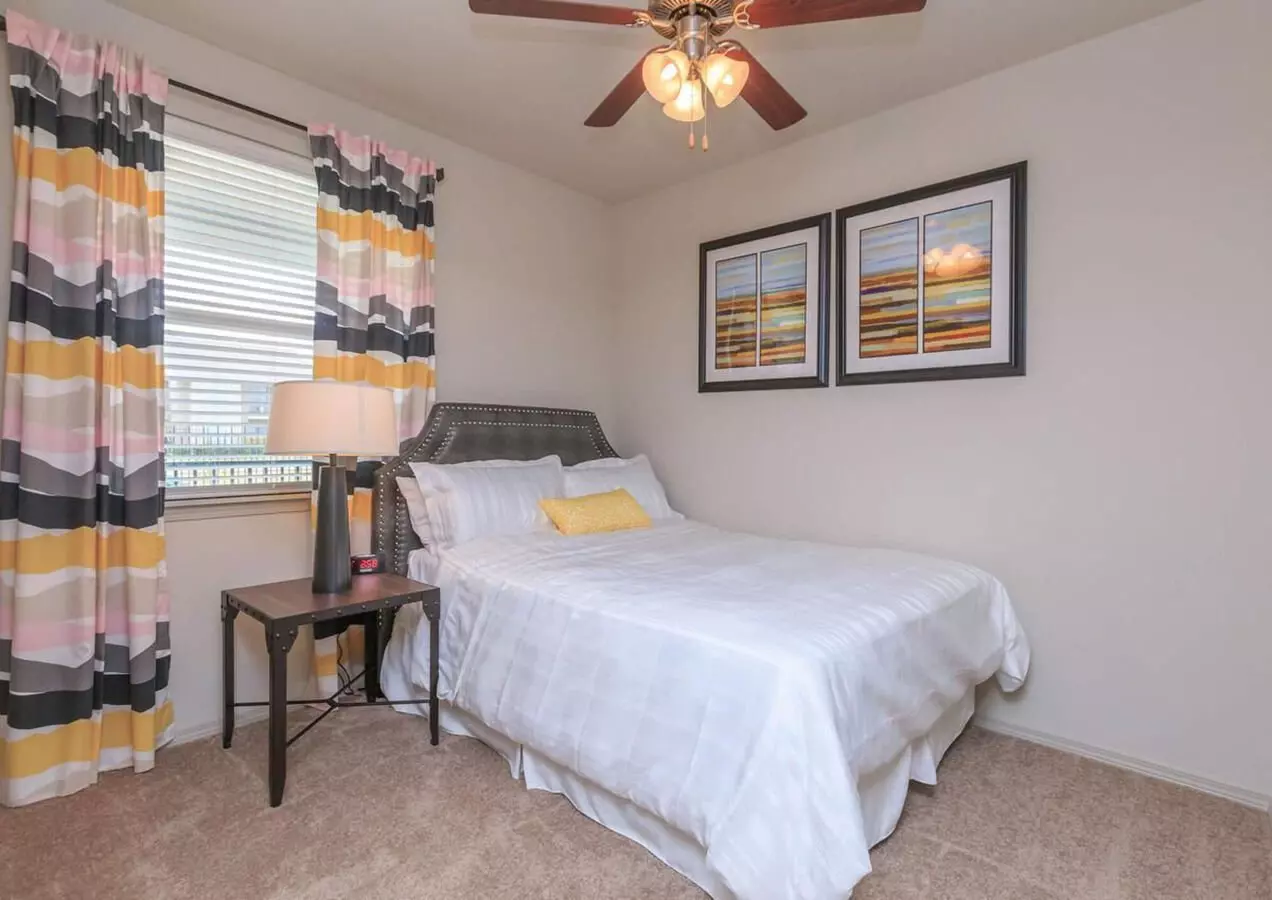 10306 South Wilcrest Drive, Houston, TX 77099 photo 4