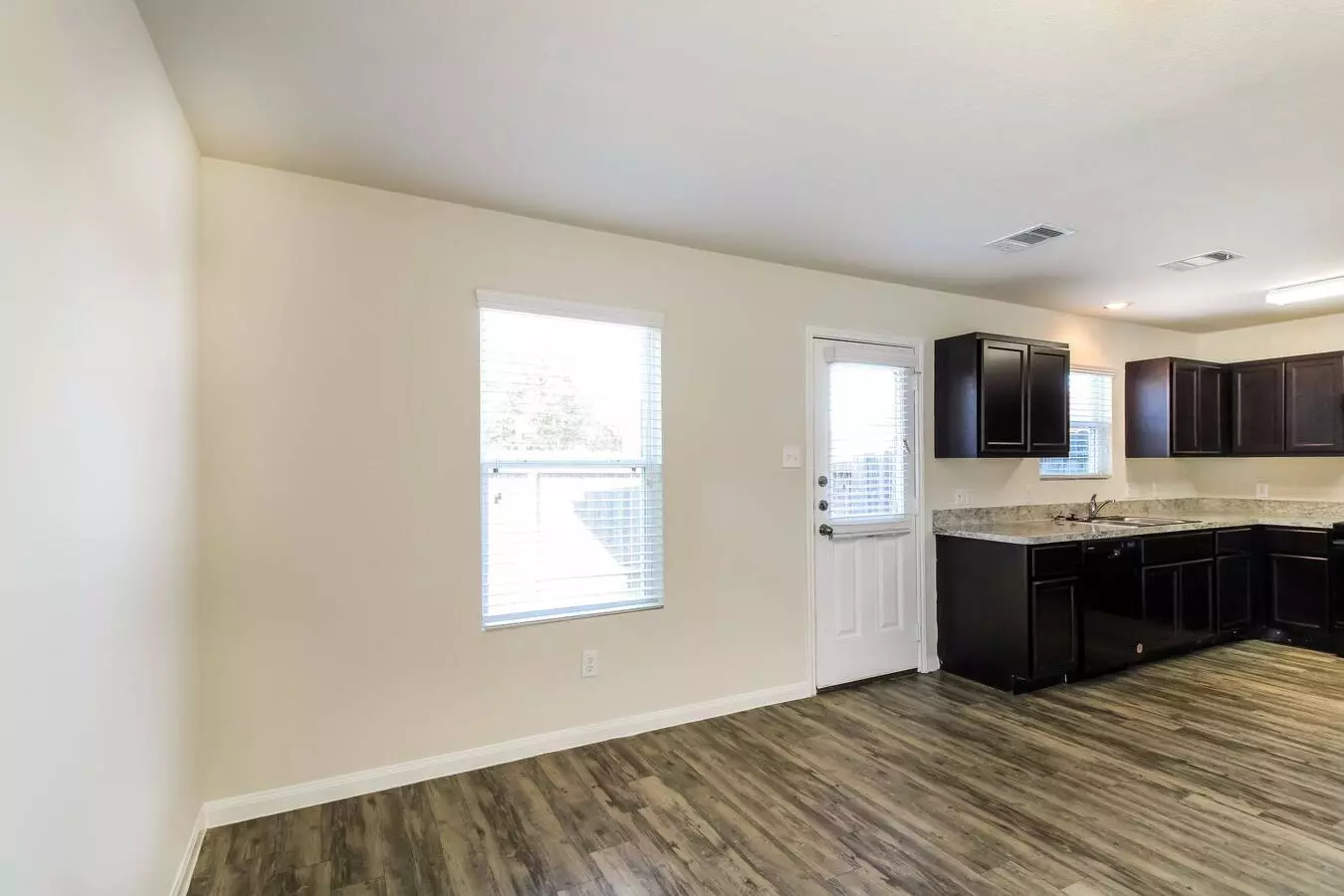 Ashford Point Villas Duplexes photo 3