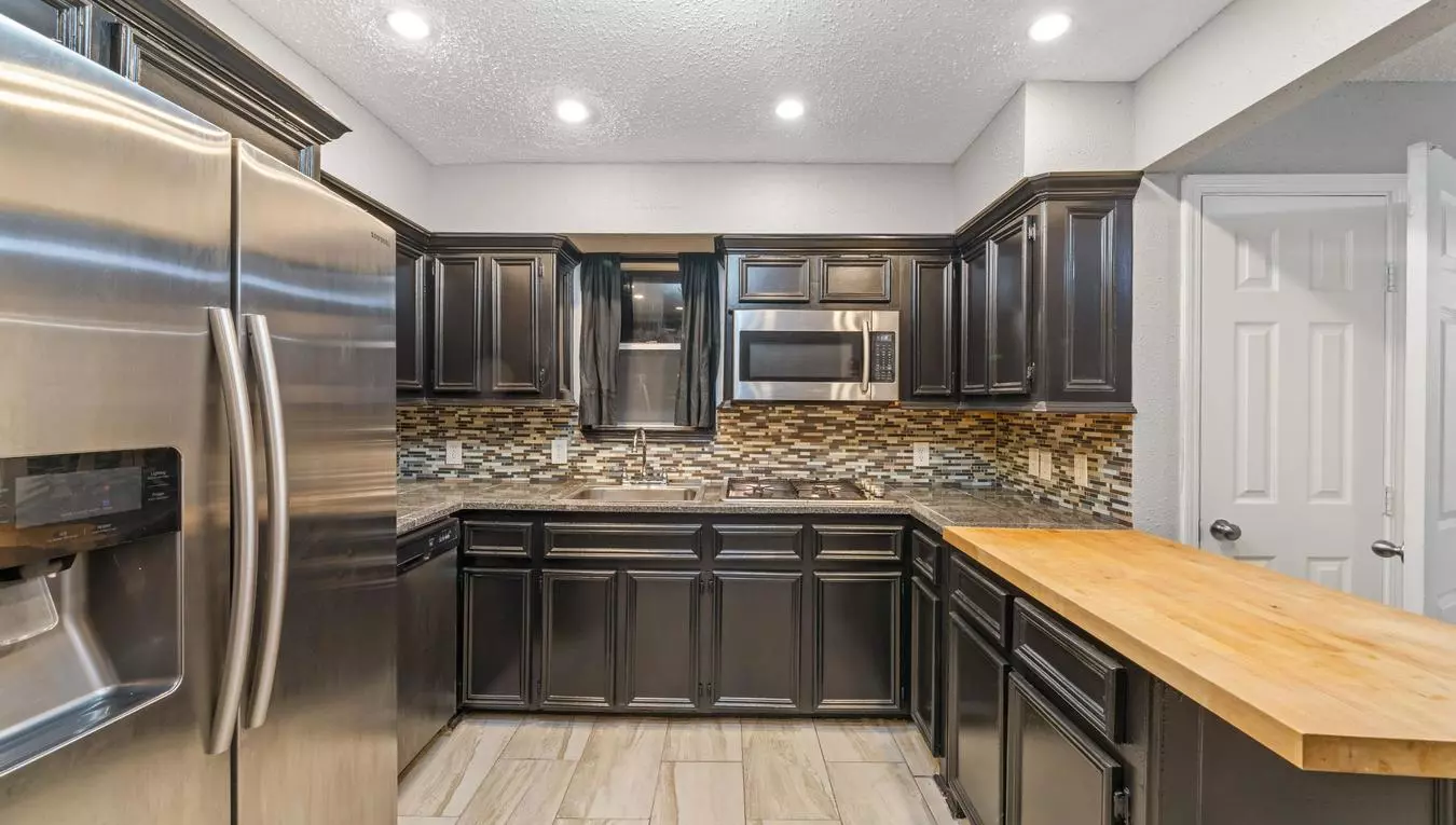 8342 Botany Lane, Houston, TX 77075 photo 4