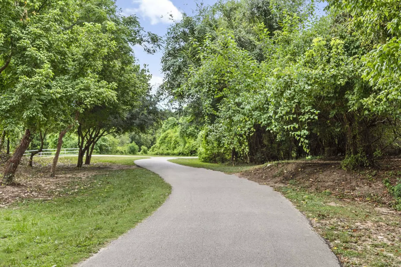 400 West Sam Houston Parkway South, Houston, TX 77042 photo 2