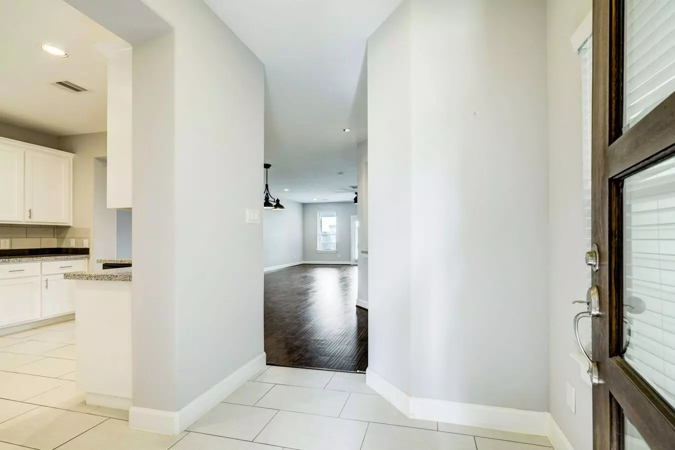 Coming Soon! 1811A Wichita St **ask About Our No Cash Deposit Option!** photo 5