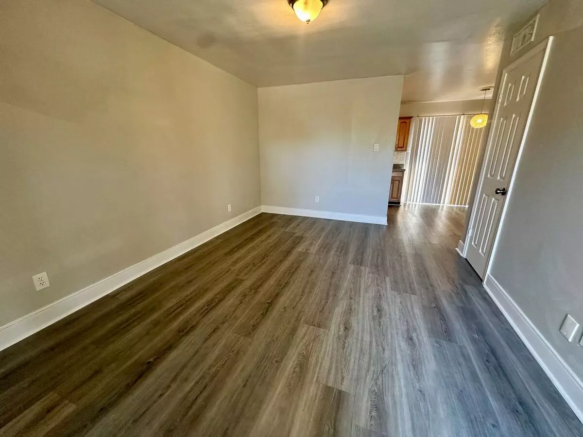 9834 Denning Drive, Houston, TX 77078 photo 5