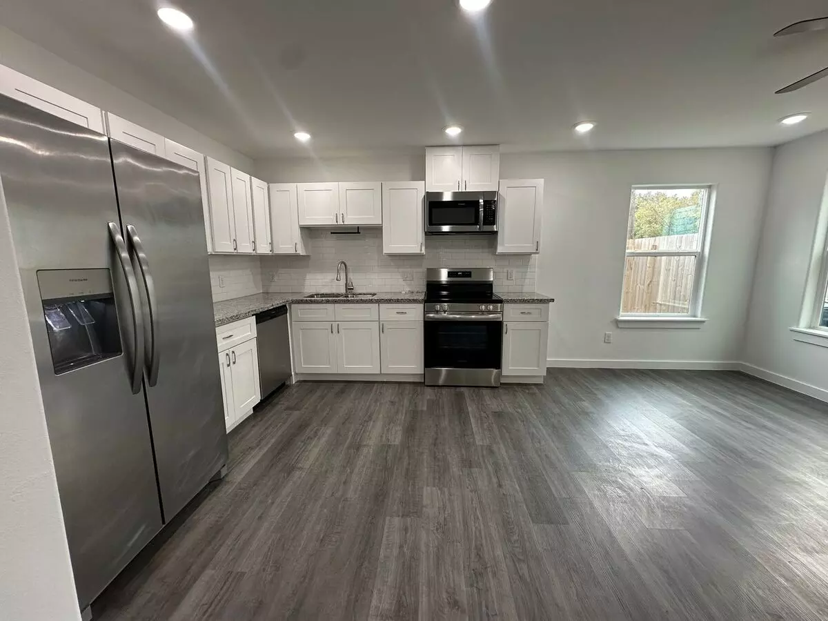 For Lease | 3 Bed, 2 Bath |1,150 Sq Ft photo 5