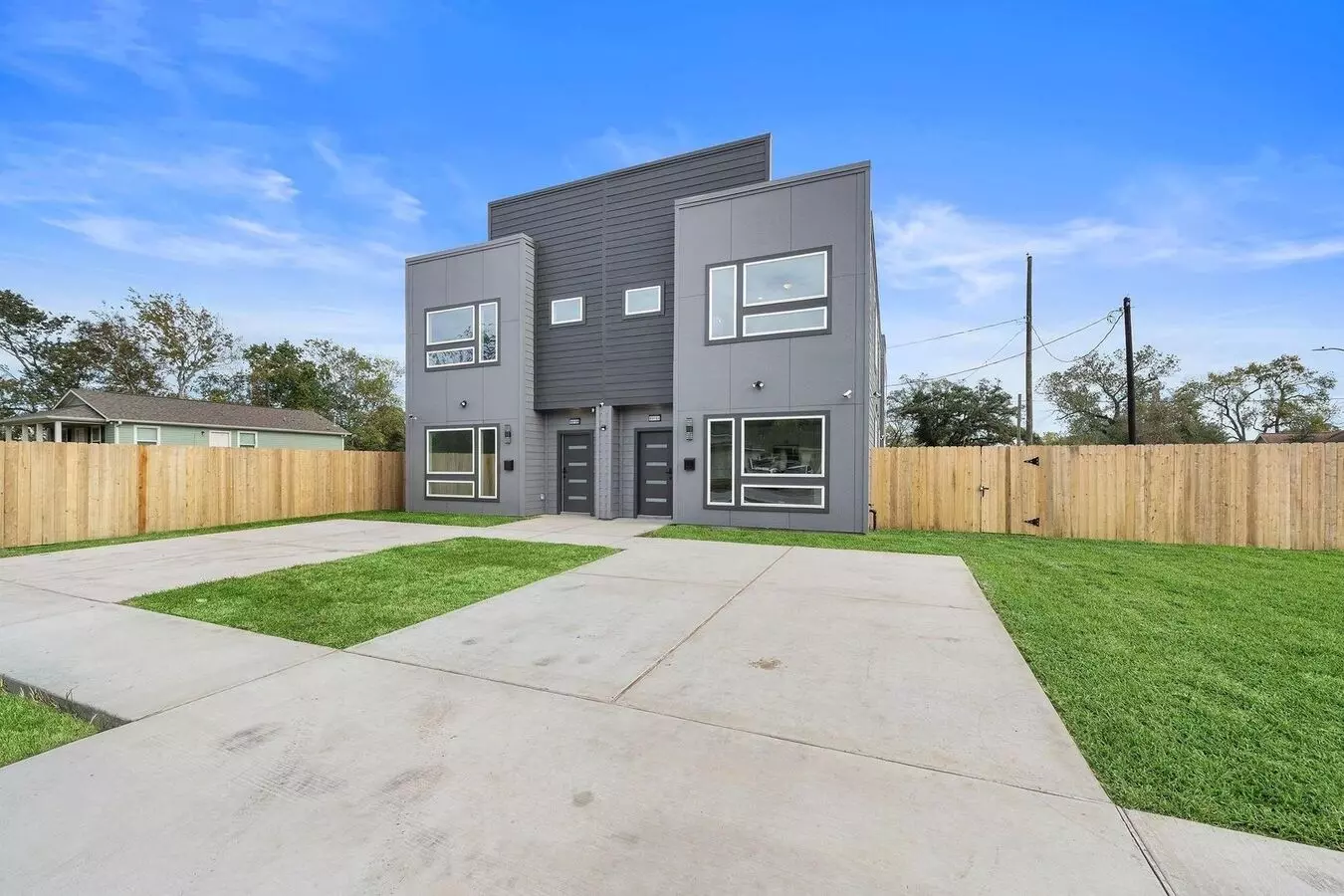 For Lease | 3 Bed, 3 Bath | 1,515 Sq Ft | South Houston photo 3