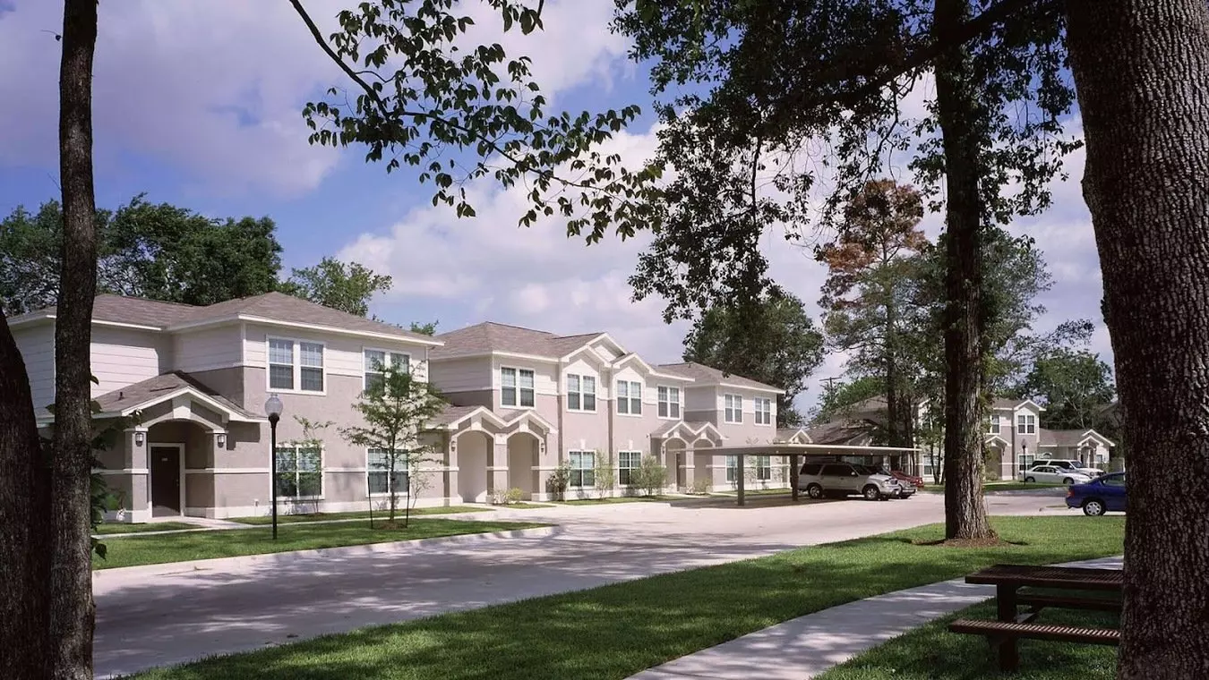 Oak Arbor Townhomes photo 2