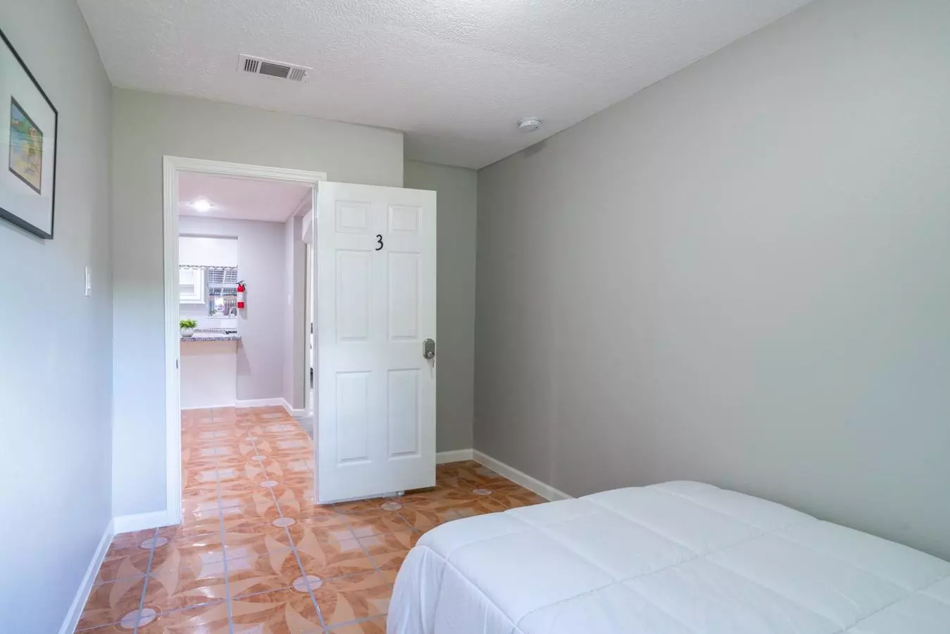 261 Owens Street, Houston, TX 77029 photo 4