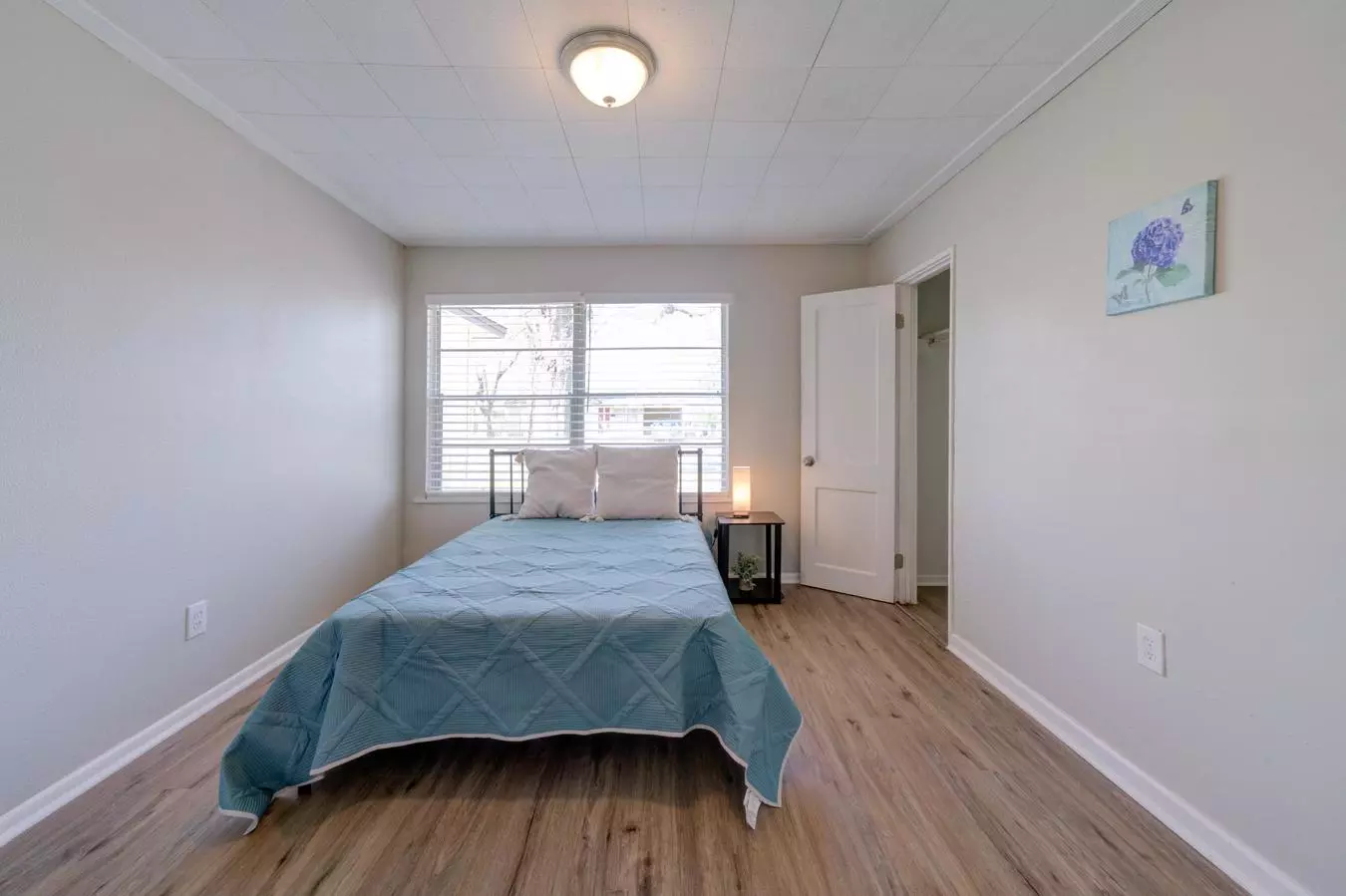 8119 Panay Drive, Houston, TX 77033 photo 5