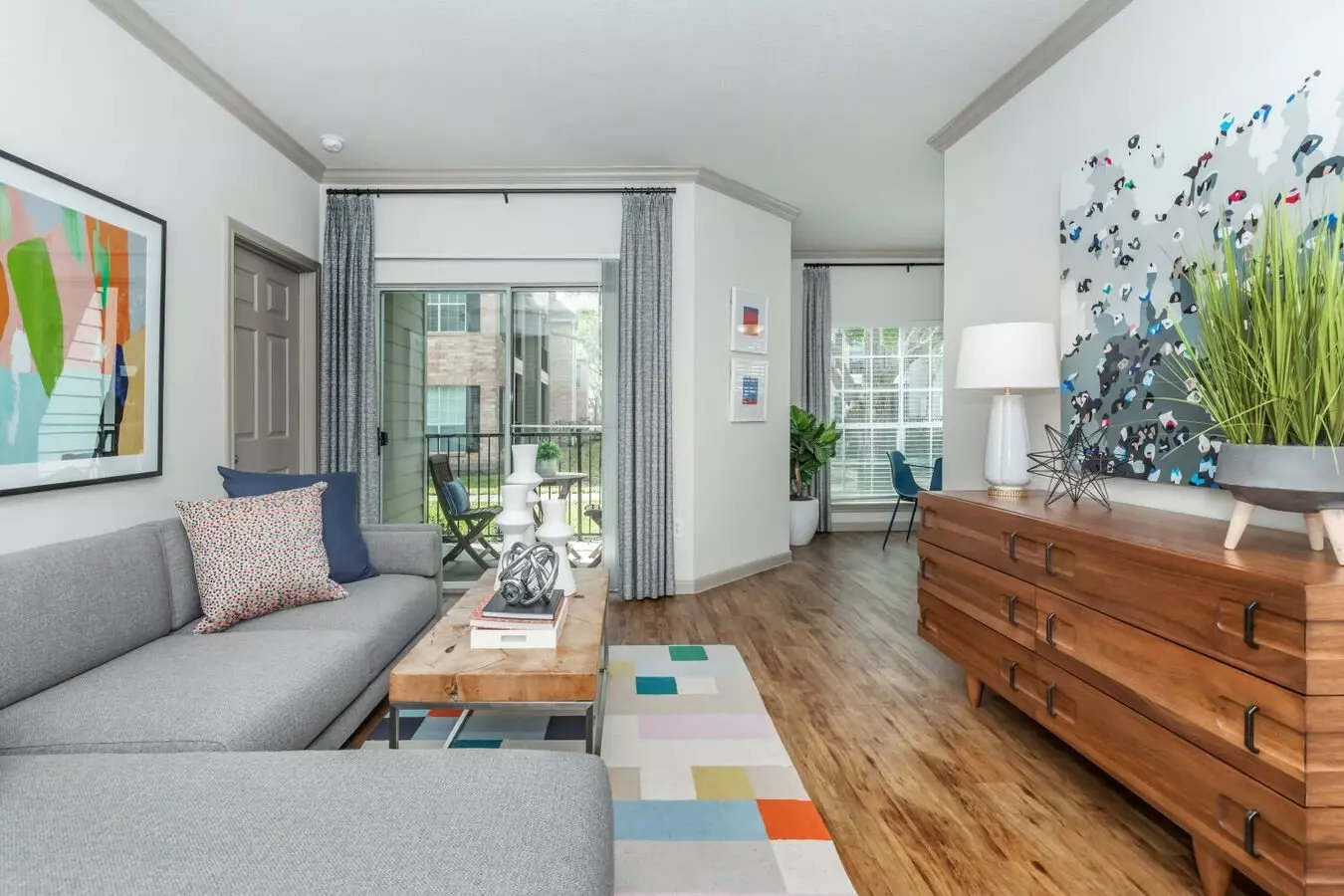 Richmond Towne Homes photo 2