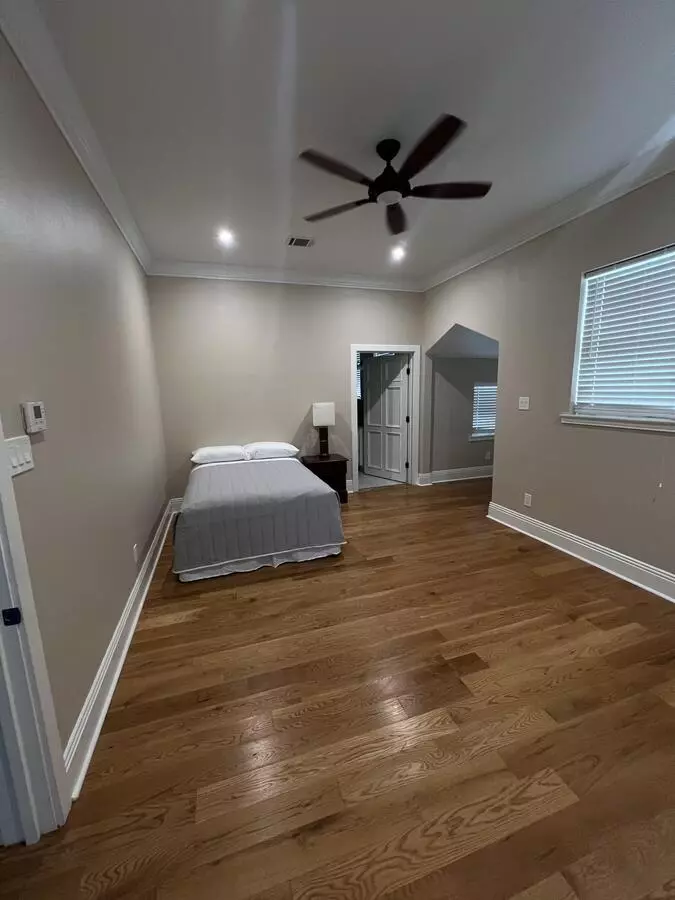 1710 Crockett Street, Houston, TX 77007 photo 3