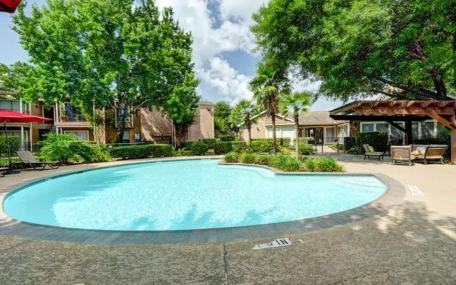 The Park @ Live Oak Apartments photo 2