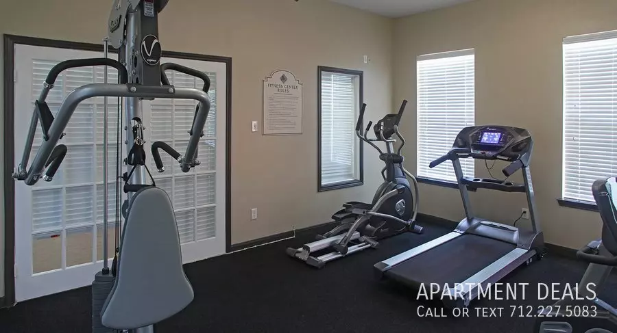 1457 West Clayton Street, Dayton, TX 77535 photo 2