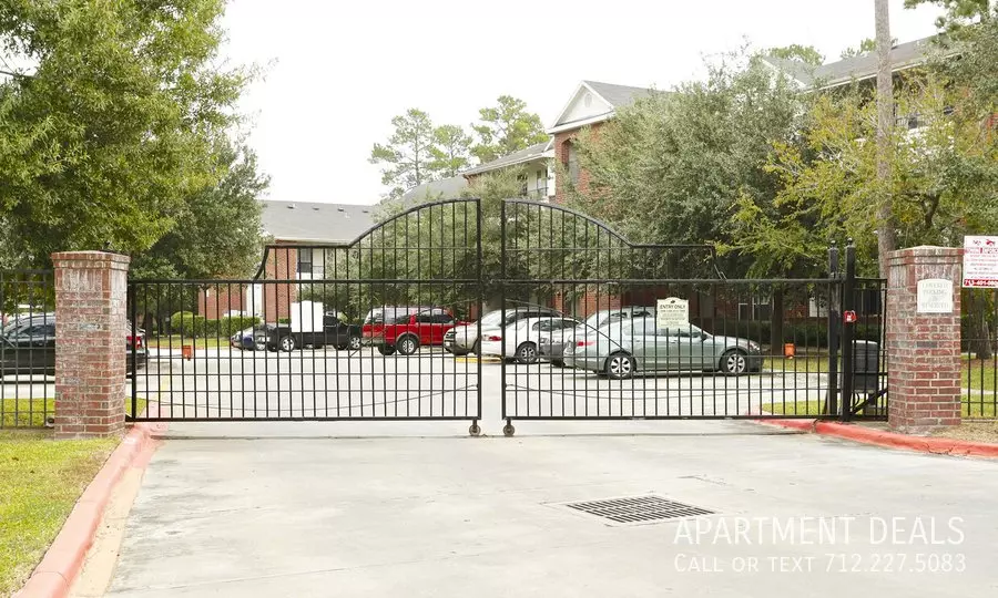 8152 Fm 1960 Road East, Humble, TX 77346 photo 3