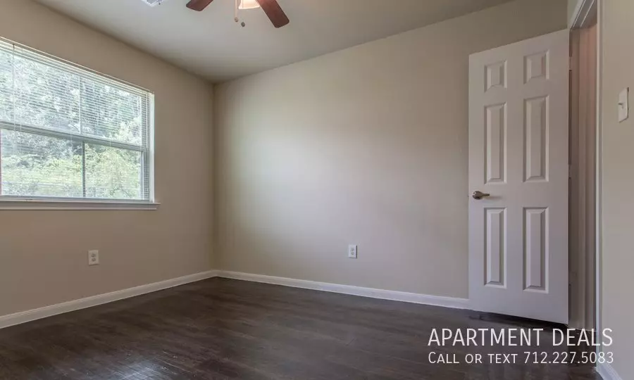 1416 Wilson Road, Humble, TX 77338 photo 2