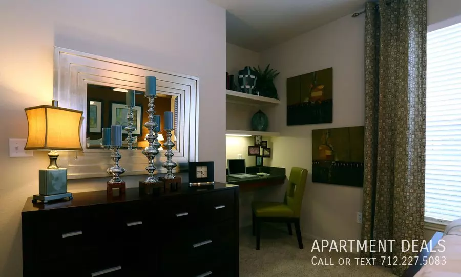 16 Woodland Hills Dr photo 5