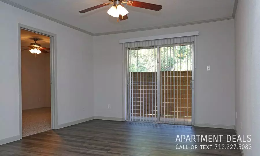 2927 Sycamore Springs Drive, Humble, TX 77339 photo 2