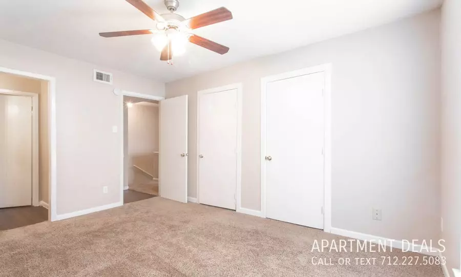 418 South Bender Avenue, Humble, TX 77338 photo 3