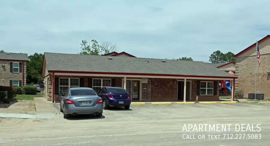 631 Wilson Road, Humble, TX 77338 photo 4