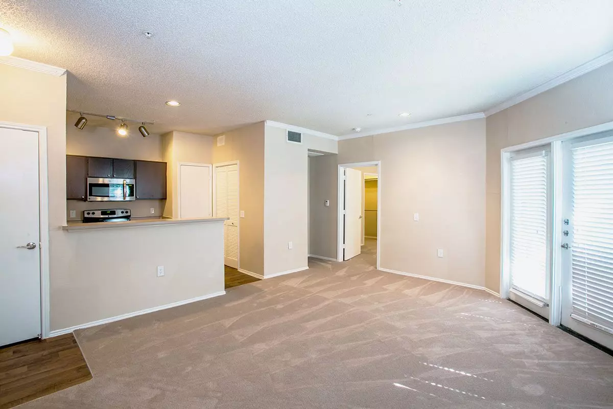 MacArthur Ridge Apartments photo 5