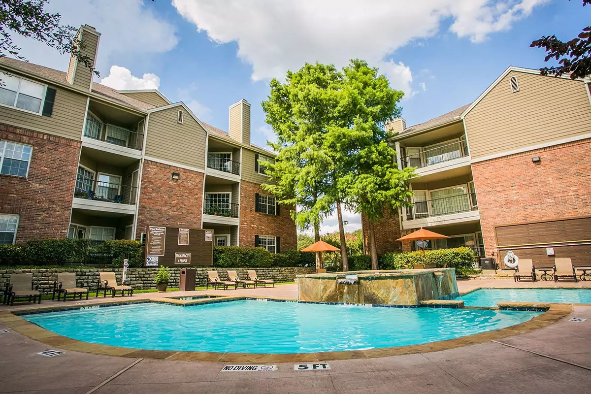 MacArthur Ridge Apartments photo 3