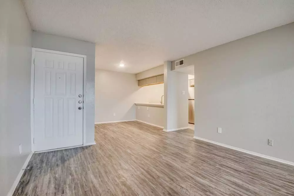 Hawke Apartment Homes photo 3